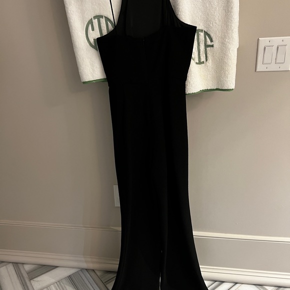Black Halo Jumpsuit, looks new, barely worn, I know longer can it this size - Picture 3 of 4